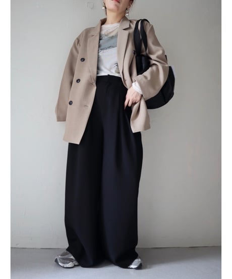タックワイドパンツ