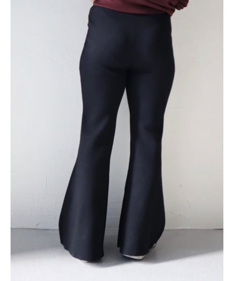 ジャガードニットフレアパンツ