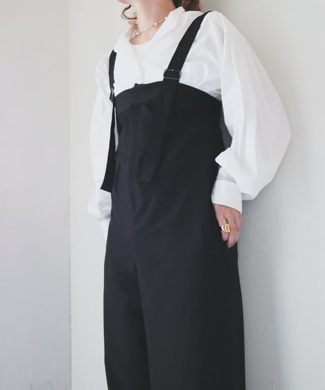 肩ベルトサロペット