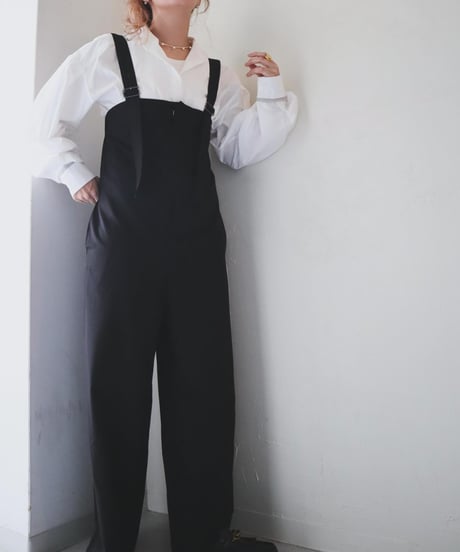 肩ベルトサロペット