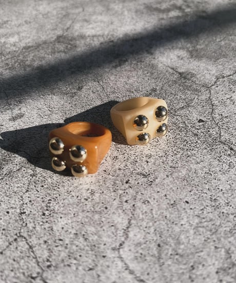 アクリルスタッズリング