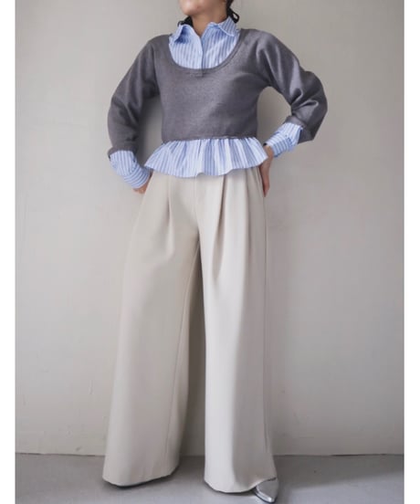 タックワイドパンツ