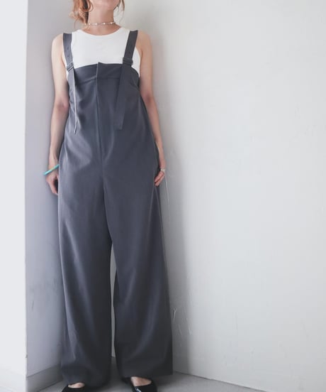 肩ベルトサロペット