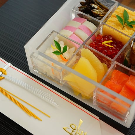 OJU お重・白（同色蓋つき）