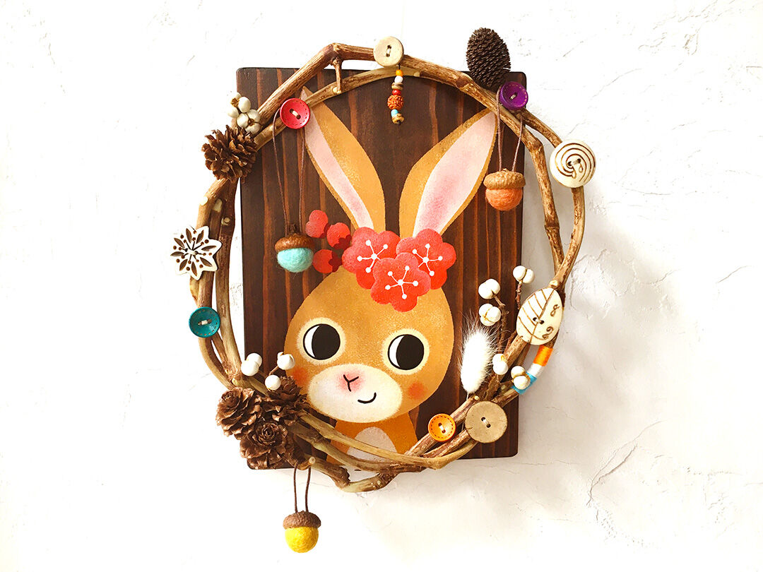 どんぐりオーナメント付き【手描き】うさぎの“葡萄枝仕立て”ウォール