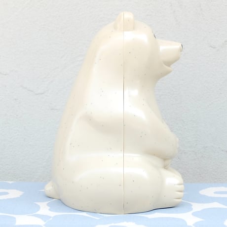 シロクマ貯金箱　2025　マフラー付き　復刻版　新品