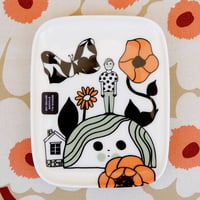 マリメッコ marimekko　＜Marikyla＞角プレート