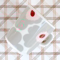 マリメッコ marimekko 70周年記念 フィギア/入れ物（Pilkkuhauva）新品