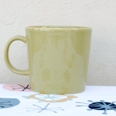 イッタラ Iittala　ティーマ　マグカップ　オリーブグリーン（廃番）