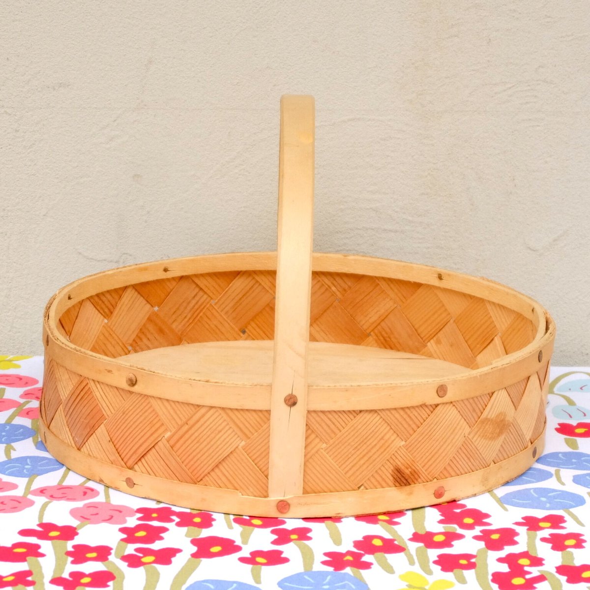 * vintage tray ❀ スポーンコリ 持ち手つきカゴ Finland vintage tray ❀ スポーンコリ 持ち手つきカゴ Finland vintage tray