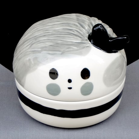 マリメッコ marimekko　70周年記念　フィギア/入れ物（Omppu）新品