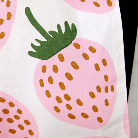 マリメッコ marimekko　＜Mansikka＞ファブリックバッグ（ピンク）