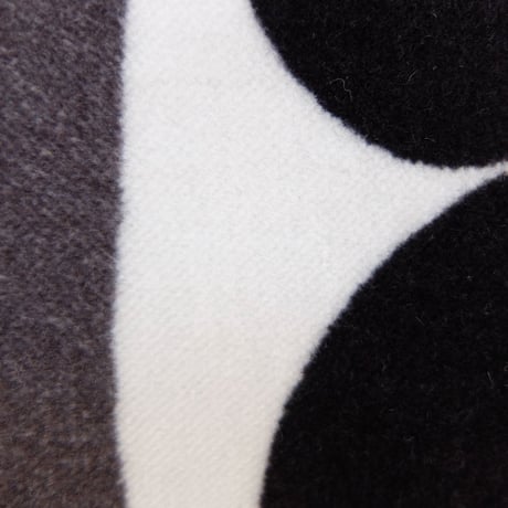 マリメッコ marimekko　＜Pieni Unikko＞フリース・ファブリック（ブラック）50×72cm　日本未入荷