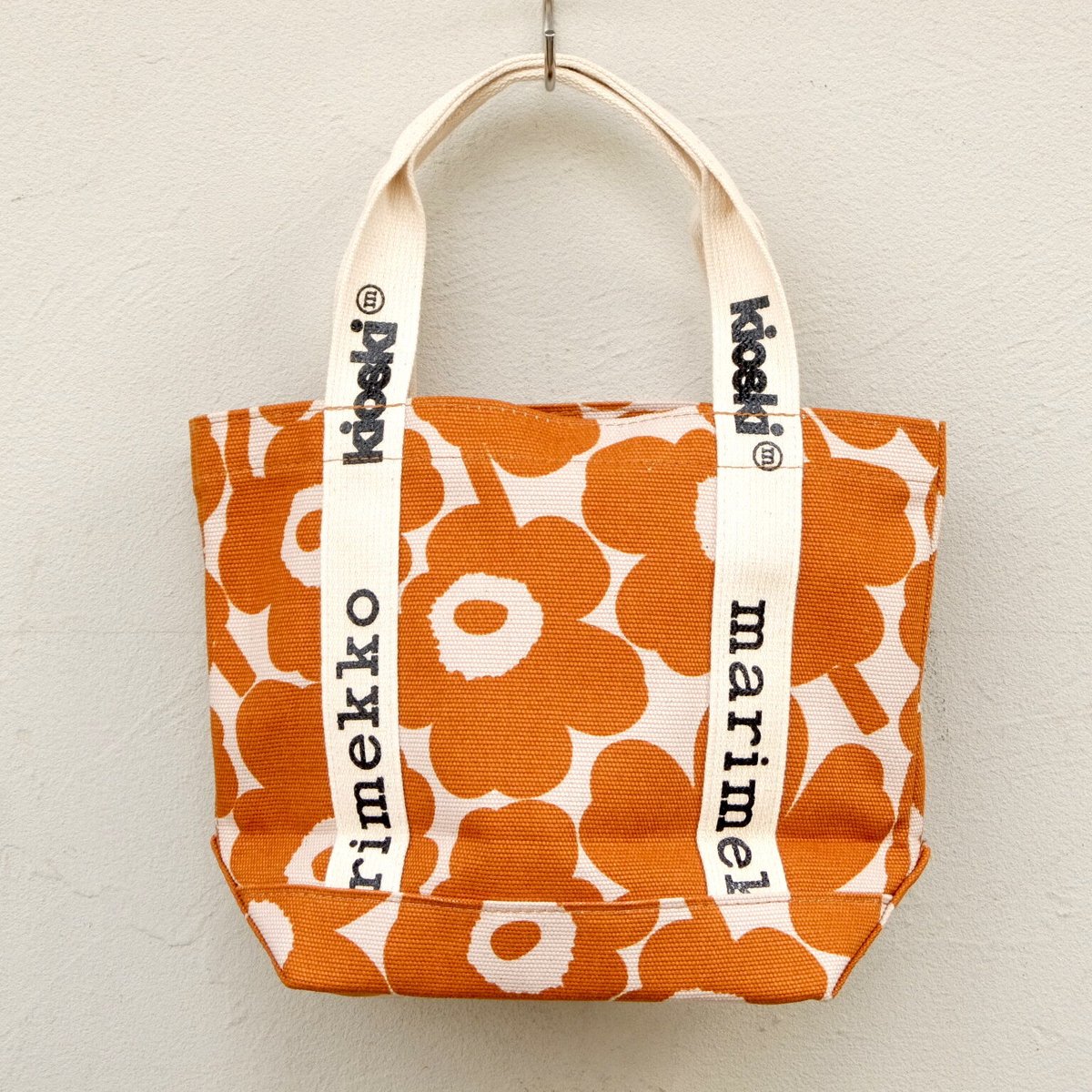 【2023AW】マリメッコ/ Carrier Mini Mini Unikko トートバッグ マリメッコ marimekko Kioski <Carrier Mini Mini Unikk