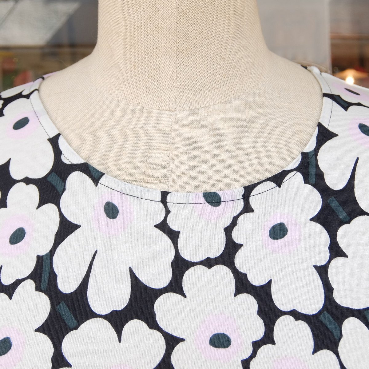 マリメッコ marimekko <Ludzia Unikko>ワンピース | chuffy マリメッコ marimekko <Ludzia Unikko>ワンピース | chuffy