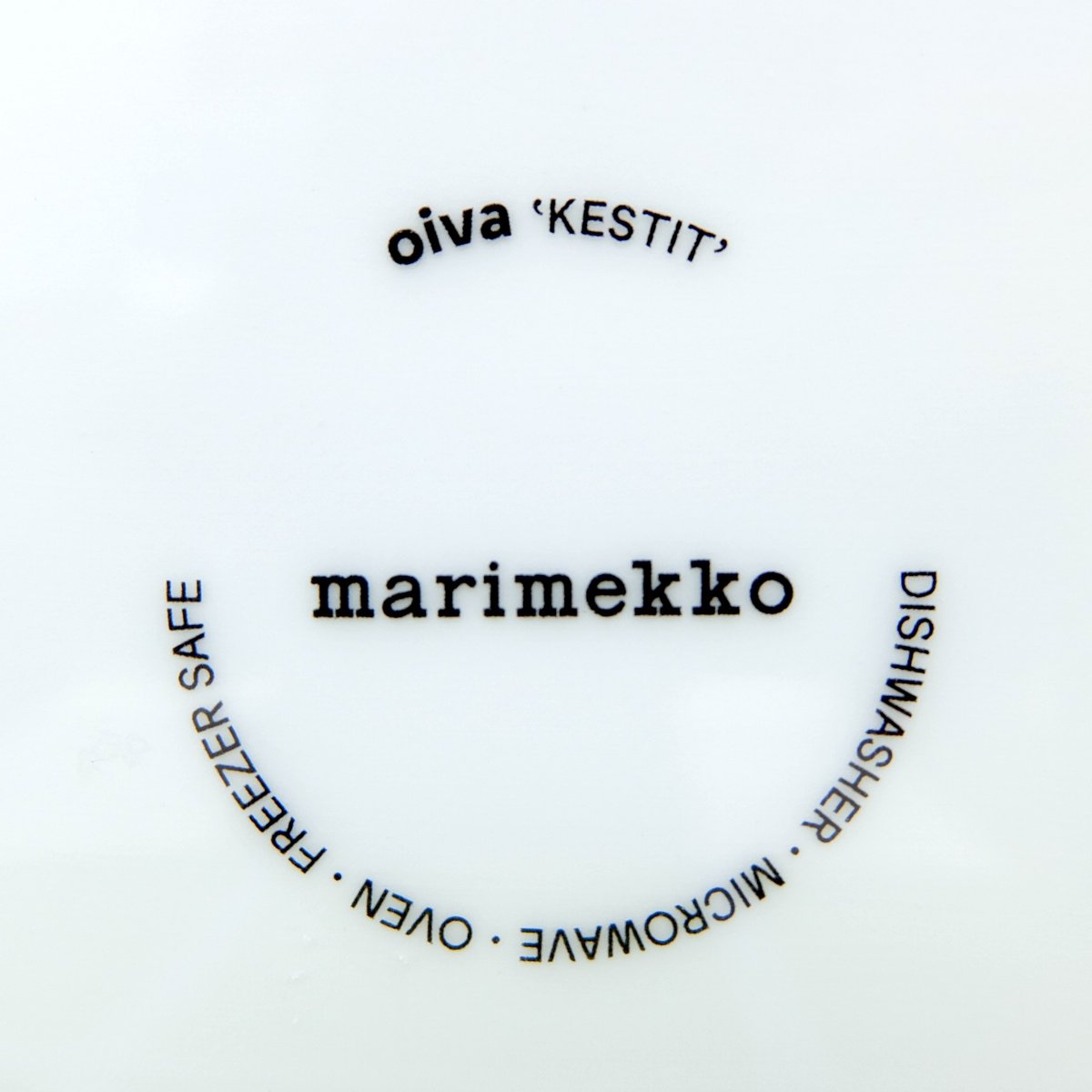 マリメッコ marimekko ＜Kestit＞角プレート（イエロー） | chuffy