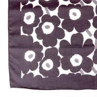 マリメッコ marimekko　＜Unikko＞ヴィンテージ・スカーフ（ネイビー）廃盤