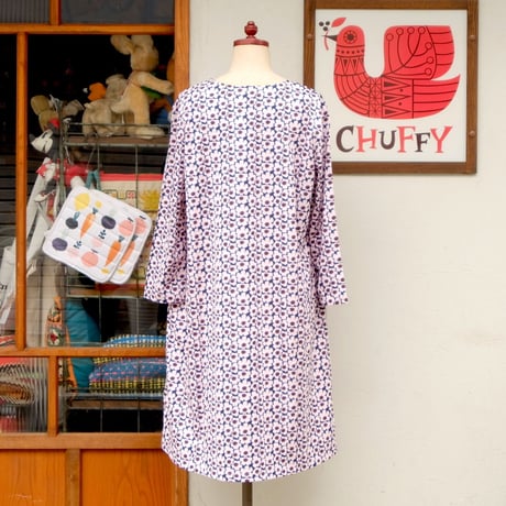 マリメッコ marimekko　＜Pikkuinen Unikko＞七分袖ワンピース（ダークブルー×ピンク）大きなサイズ
