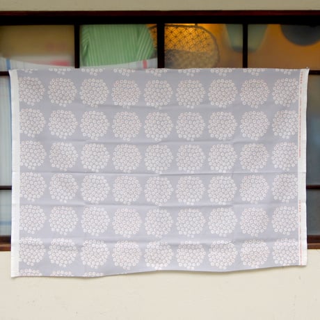 マリメッコ marimekko　＜Puketti＞ファブリック（グレー×オレンジ）50cm