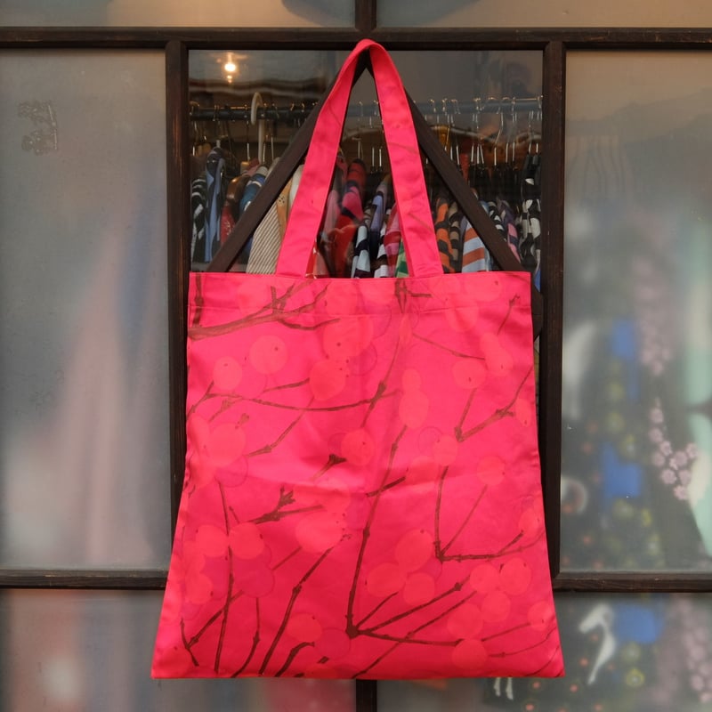 マリメッコ marimekko 日本未入荷 シルバーメダル ファブリック マリメッコ marimekko 日本未入荷 シルバーメダル ファブリック