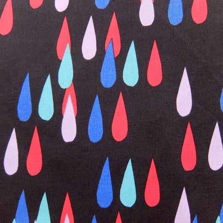 マリメッコ marimekko　＜Pisaroi＞服生地　50cm　日本未入荷