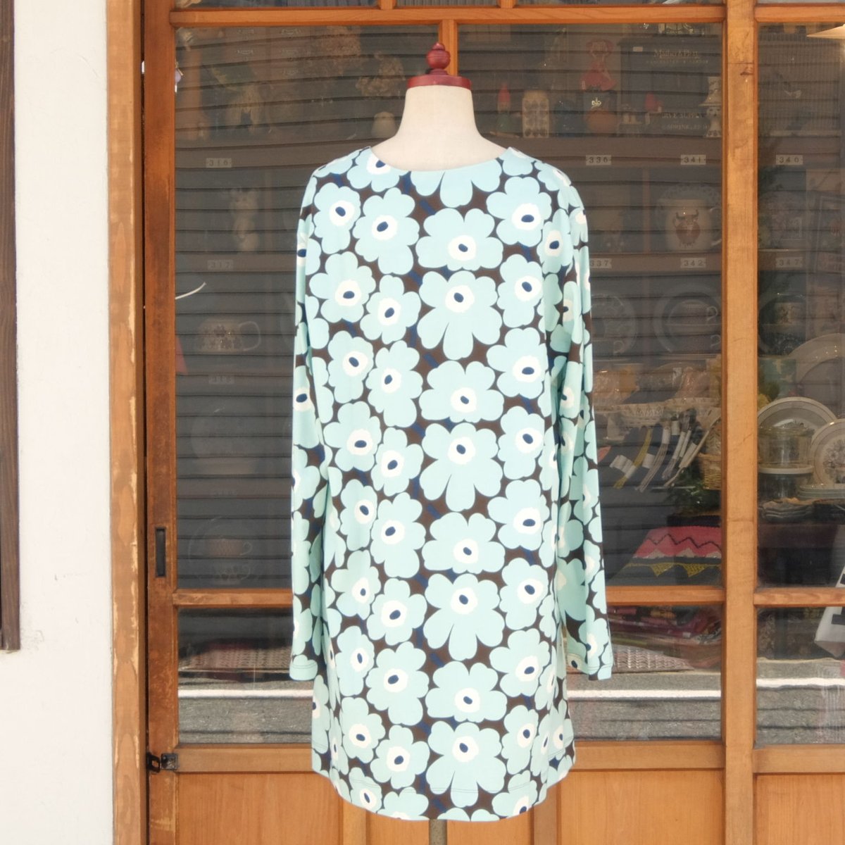 マリメッコ marimekko <Pieni Unikko>長袖ワンピース アジア マリメッコ marimekko <Pieni Unikko>長袖ワンピース アジア