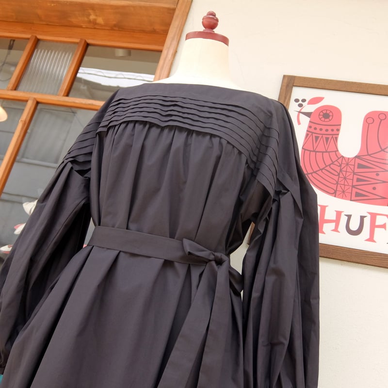 マリメッコ marimekko ＜Maininki＞ソリッドワンピース 大きな