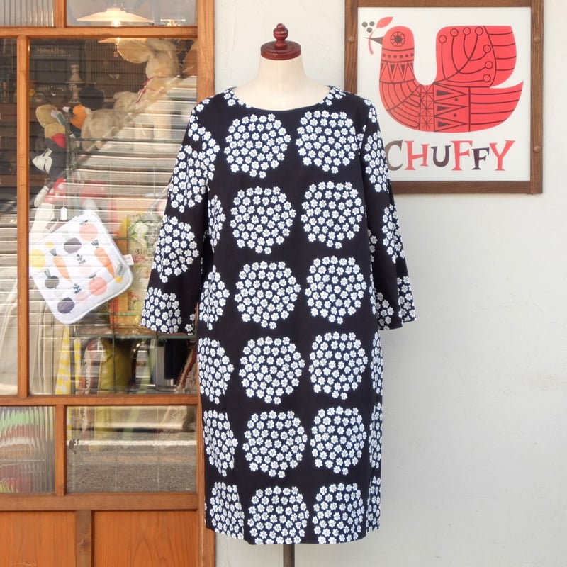 マリメッコ marimekko <Puketti>七分袖ワンピース(ブラック マリメッコ marimekko <Puketti>七分袖ワンピース(ブラック