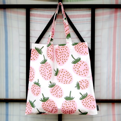 マリメッコ marimekko　＜Mansikka＞ファブリックバッグ（ピンク）
