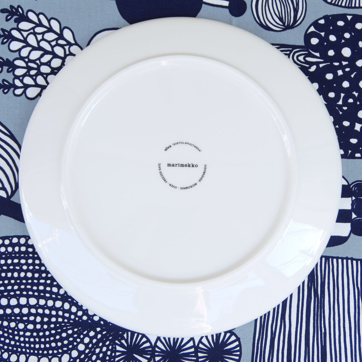 マリメッコ marimekko <Siirtolapuutarha>プレート25cm | ch マリメッコ marimekko <Siirtolapuutarha>プレート25cm | ch