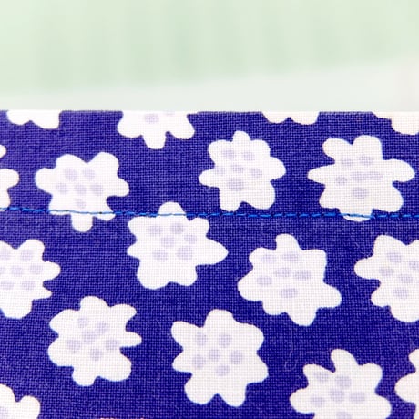 マリメッコ marimekko　＜Puketti＞ヴィンテージ・ファブリック（ネイビー）