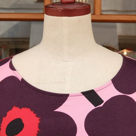 マリメッコ marimekko　＜Pieni Unikko＞七分袖ワンピース（ピンク）大きなサイズ