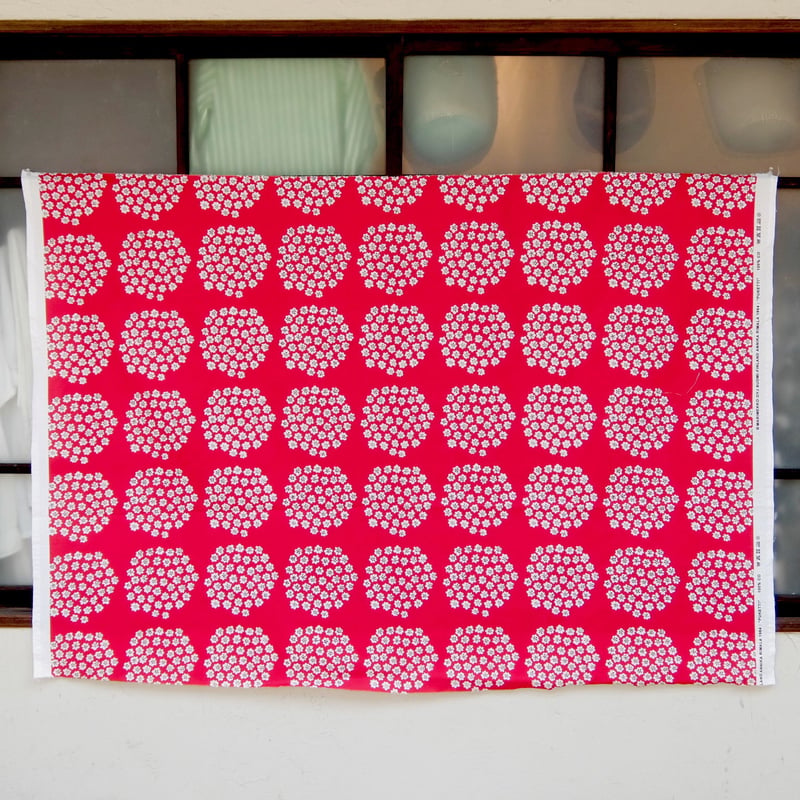 マリメッコ marimekko ＜Puketti＞ファブリック（レッド×パープル