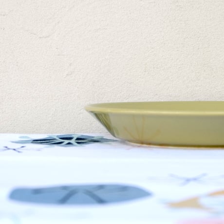 イッタラ Iittala　ティーマ　プレート(M)　オリーブグリーン（廃番）