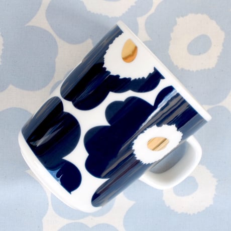 マリメッコ marimekko　＜Unikko＞マグカップ（ネイビー）日本限定