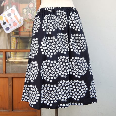 マリメッコ marimekko　＜Puketti＞スカート（ブラック）大きなサイズ