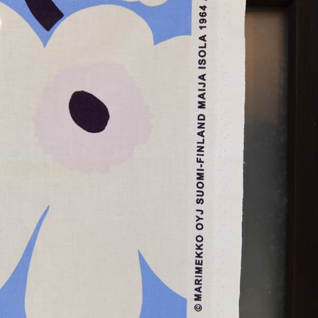 マリメッコ marimekko　＜Pieni Unikko＞ファブリック（水色×オフホワイト×パステルピンク）49×73cm　廃盤
