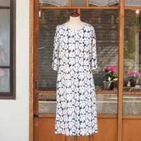 マリメッコ marimekko　＜Ludzia Unikko＞ワンピース