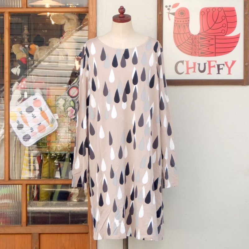 マリメッコ marimekko ＜Pisaroi＞ワンピース（ベージュ）大きなサイズ  