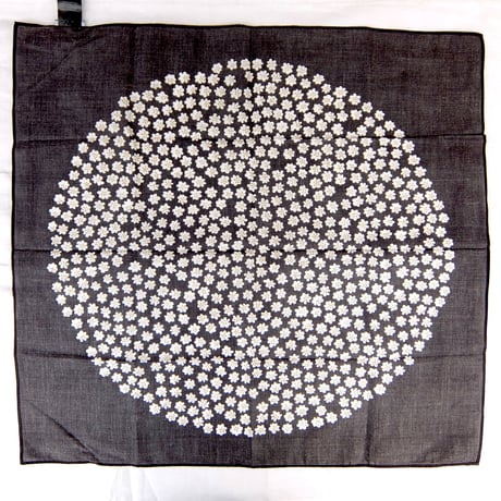 マリメッコ marimekko　＜Puketti＞ヴィンテージ・スカーフ（ブラック）廃盤
