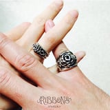 RIBBONS / CROWS GLOWS( シルバーアクセサリー)
