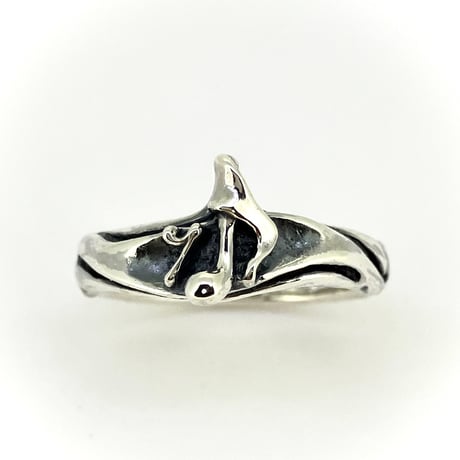 Tiny Eighth Note Ring
