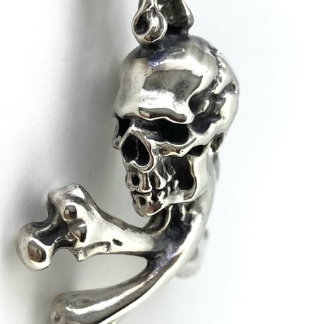 FN Sideways Crossbone Skull Pendant