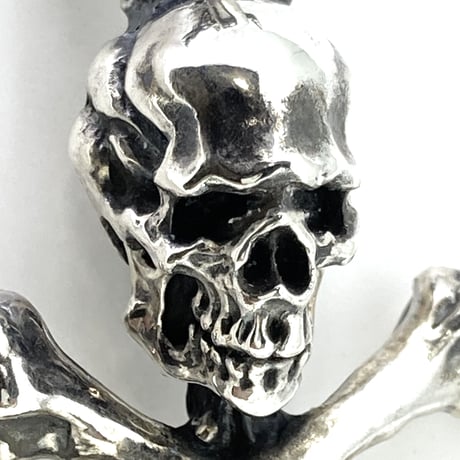 FN Crossbone Skull Pendant