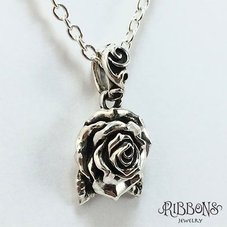 T Rose Pendant