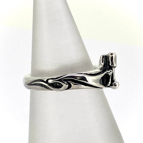 Tiny Eighth Note Ring