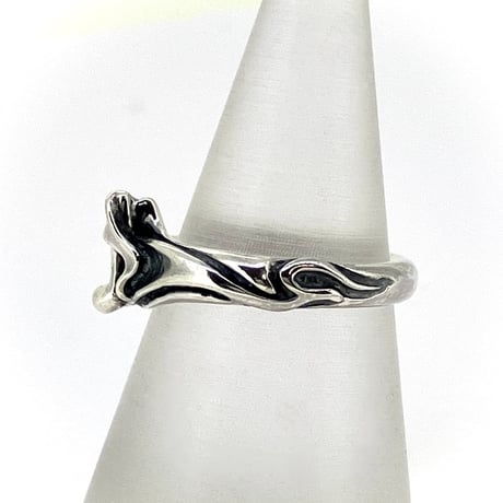 Tiny Eighth Note Ring
