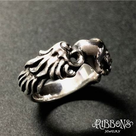 Wing Heart Ring