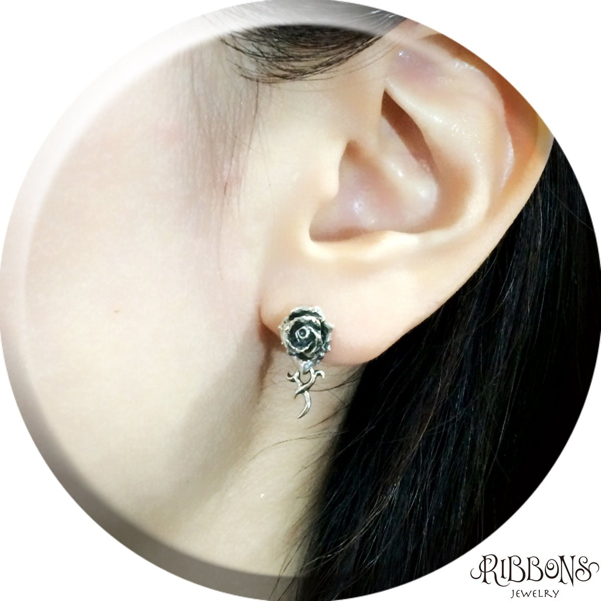 【新品未使用】janji tokyo 「Rose」ピアス　Sサイズ　赤西 新品未使用】janji tokyo 「Rose」ピアスSサイズ赤西