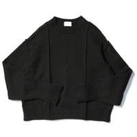 Moebius knit sweater / Black